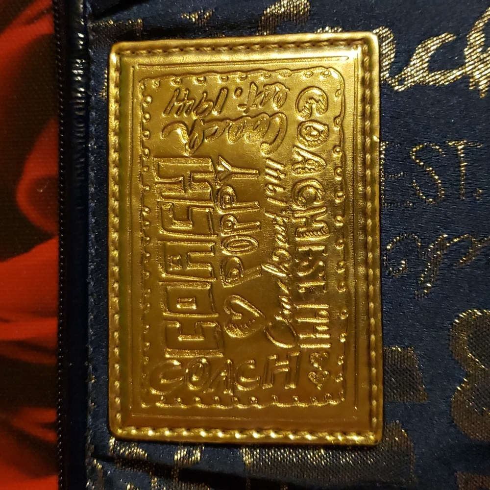 Coach Poppy Wristlet - Picture 2 of 5